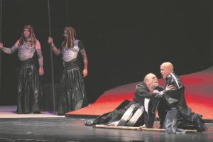 "Turandot", primită cu aplauze și emoții