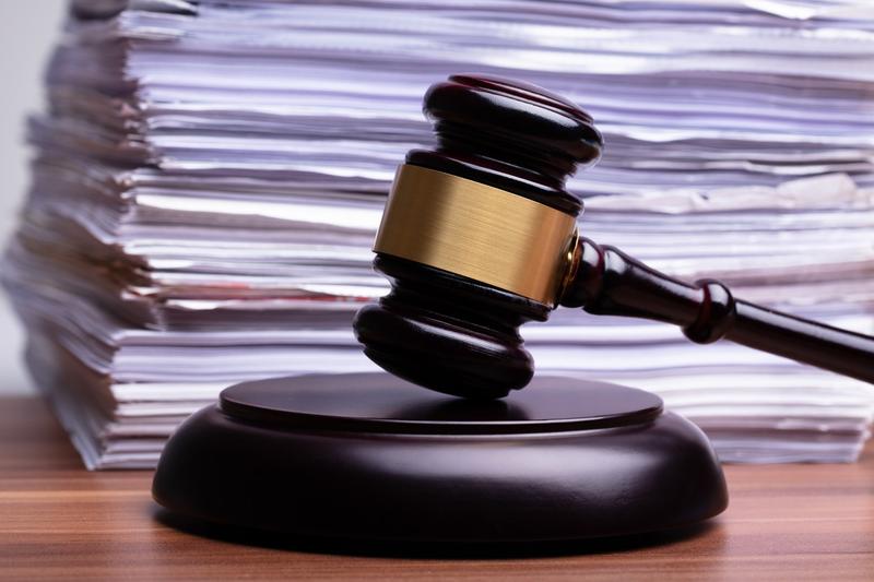 Motivarea deciziei de punere sub control judiciar a directorului Operei Nationale: Razvan Dinca a incercat sa influenteze martori si sa distruga probe din dosar