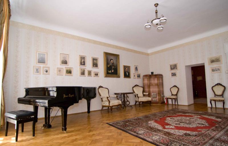 Operă, operetă, musical