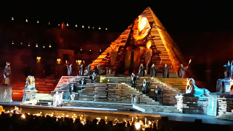 Aida și Mihai la Aida di Verona