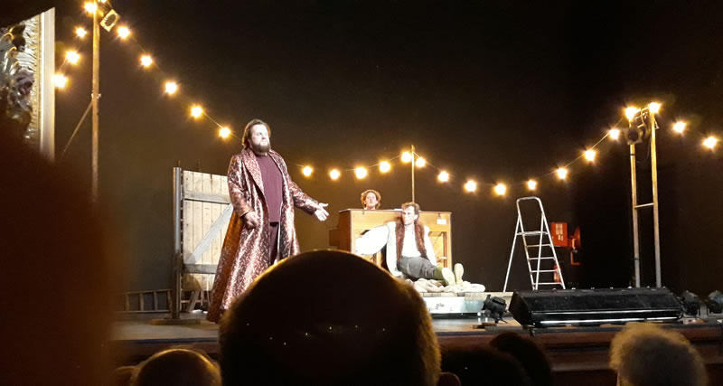 Rigoletto sau Regele se amuză. Isi, a Pari!