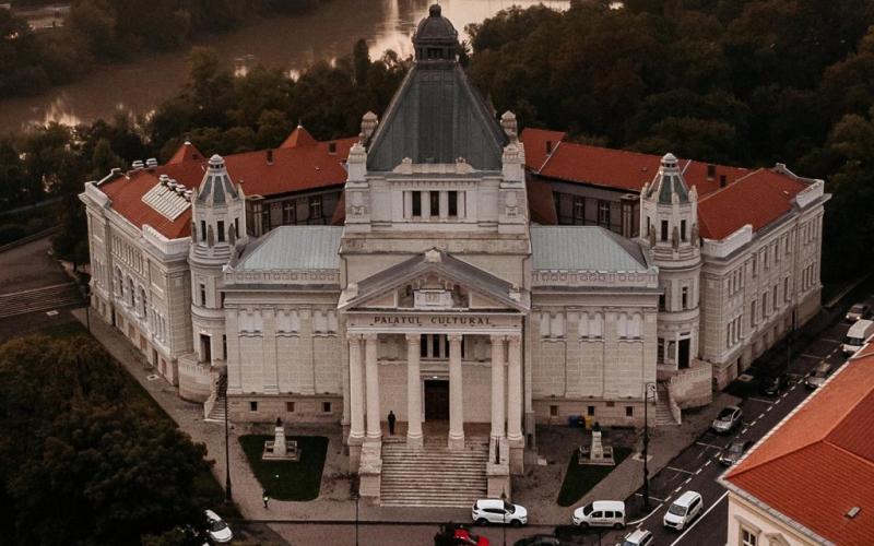 Artiștii a două filarmonici reuniți pe aceeași scenă
