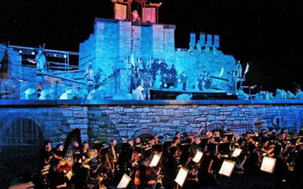 Veliko Tarnovo, Tsarevets, Tosca, Opera din Sofia